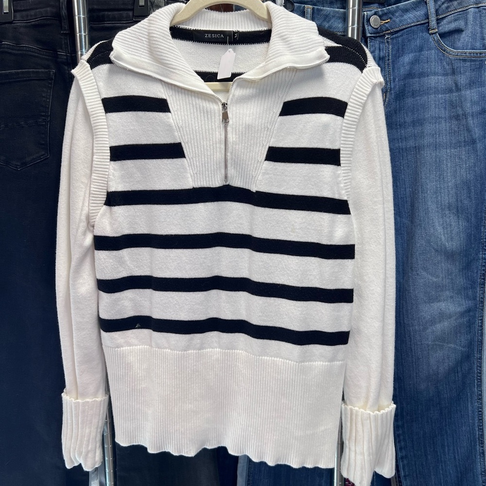 Womens sweater size M